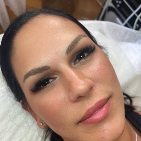 Перманентный макияж Прага - Елена Вербицкая